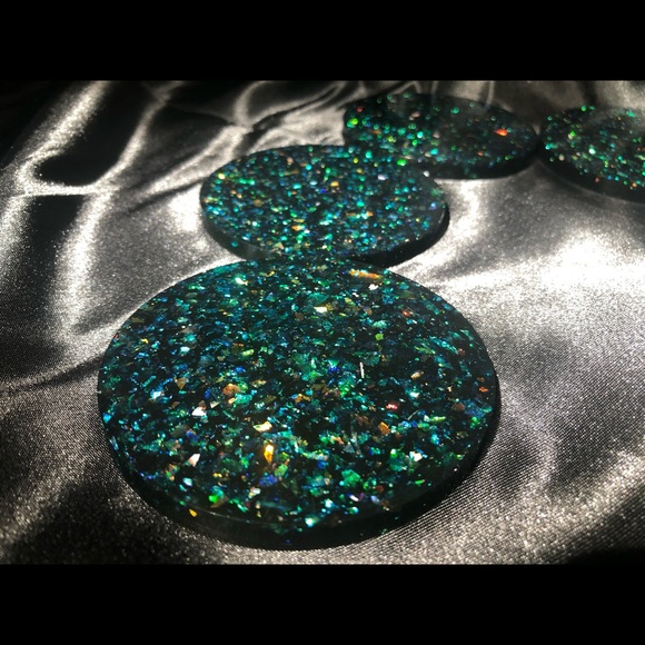 DISCOUNTED Rainbow Holographic Glitter Coaster Set With Matching Holder - Picture 4 of 17